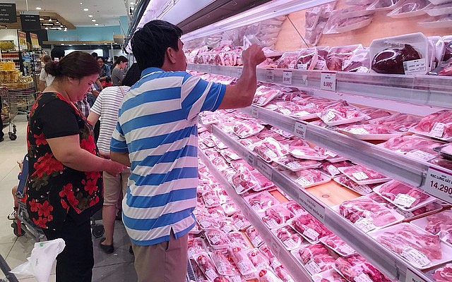 Ngày 7/12: Giá heo hơi duy trì ổn định, thịt heo tiếp tục lặng sóng