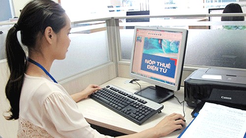 2 thang dau nam thu ngan sach nha nuoc uoc dat 254