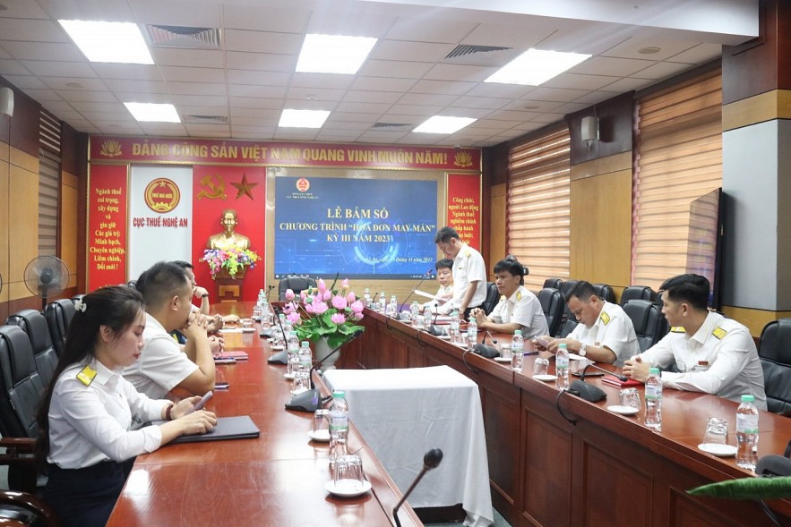Cục Thuế Nghệ An hỗ trợ doanh nghiệp phục hồi sản xuất kinh doanh, tạo tiền đề tăng thu ngân sách Cục Thuế Nghệ An: Tích cực hỗ trợ doanh nghiệp, tạo tiền đề tăng thu ngân sách