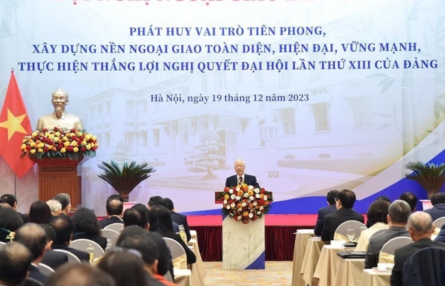 Đối ngoại và ngoại giao đi đầu trong việc huy động các nguồn lực bên ngoài cho phát triển kinh tế - xã hội