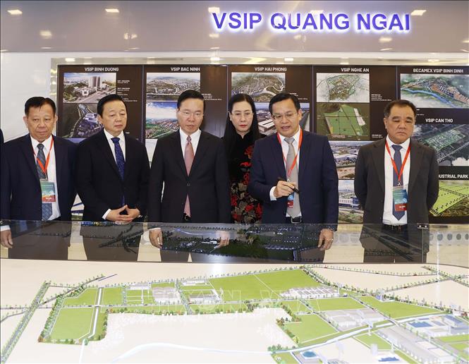 Chủ tịch nước Võ Văn Thưởng dự Lễ Kỷ niệm 10 năm VSIP Quảng Ngãi Chú thích ảnh