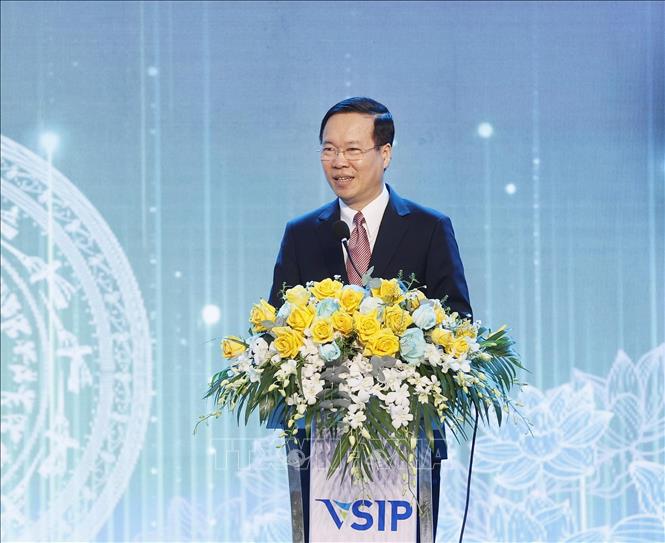 Chủ tịch nước Võ Văn Thưởng dự Lễ Kỷ niệm 10 năm VSIP Quảng Ngãi Chú thích ảnh