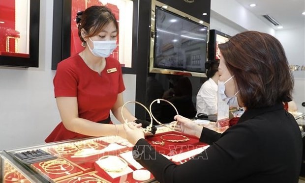 Gold prices forecast to continue rising in short term