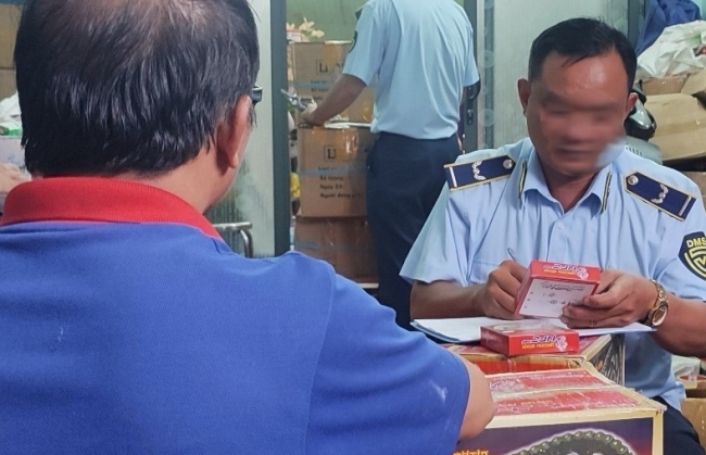TP. Hồ Chí Minh: Liên tiếp phát hiện, xử lý hàng hóa vi phạm số lượng lớn