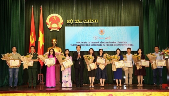 bo tai chinh ban hanh ke hoach chuyen doi so bao chi den nam 2030