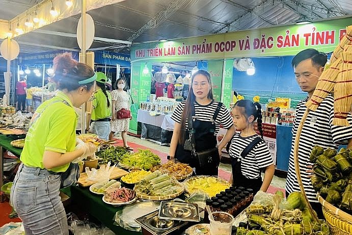 “Điều chỉnh giá dịch vụ y tế, giáo dục không quá lớn, sẽ kiểm soát được lạm phát theo mục tiêu”