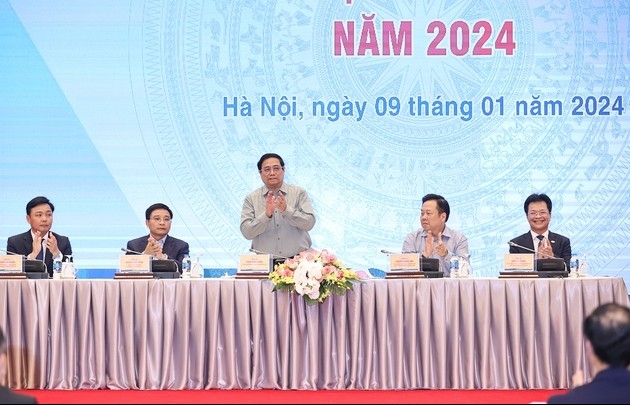 Thủ tướng: Ngành đường sắt đang thay đổi tích cực, phải quyết tâm làm đường sắt tốc độ cao