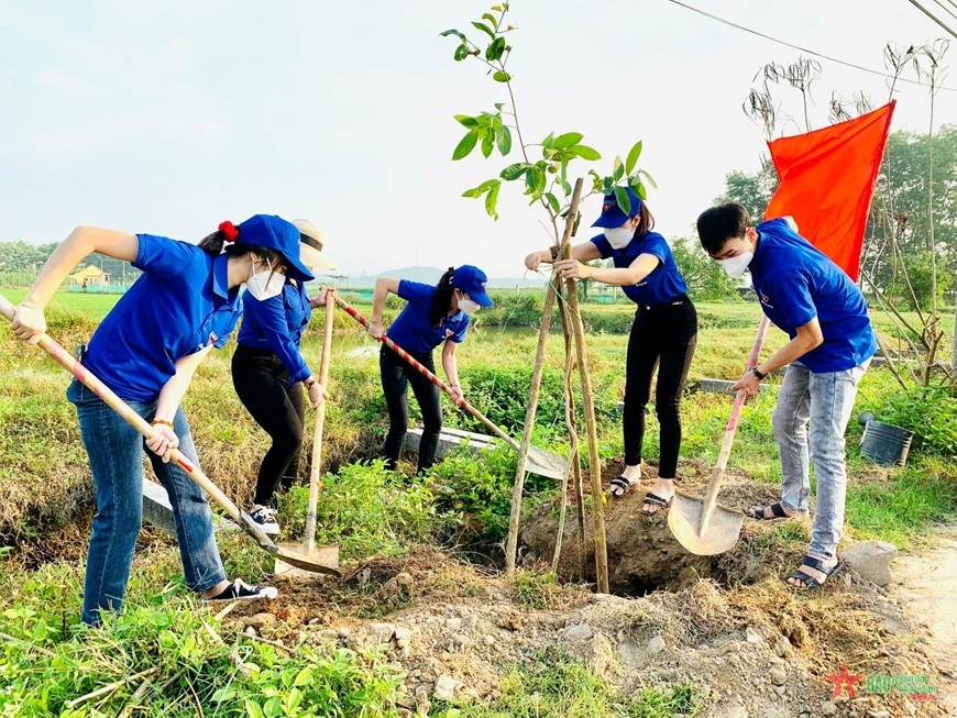 Phát động “Tết trồng cây đời đời nhớ ơn Bác Hồ” nhân dịp xuân Giáp Thìn 2024