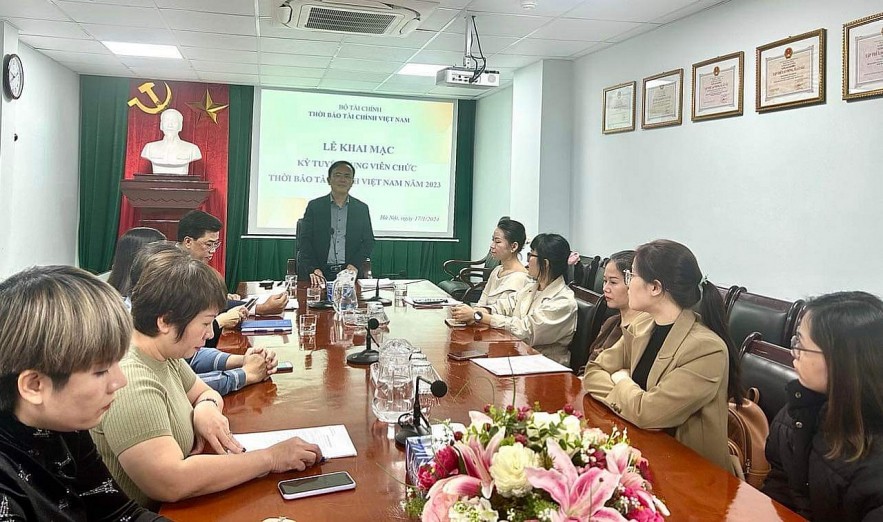 Khai mạc kỳ thi tuyển dụng viên chức Thời báo Tài chính Việt Nam 2023