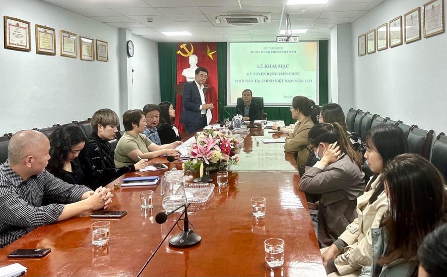 Khai mạc kỳ thi tuyển dụng viên chức Thời báo Tài chính Việt Nam 2023