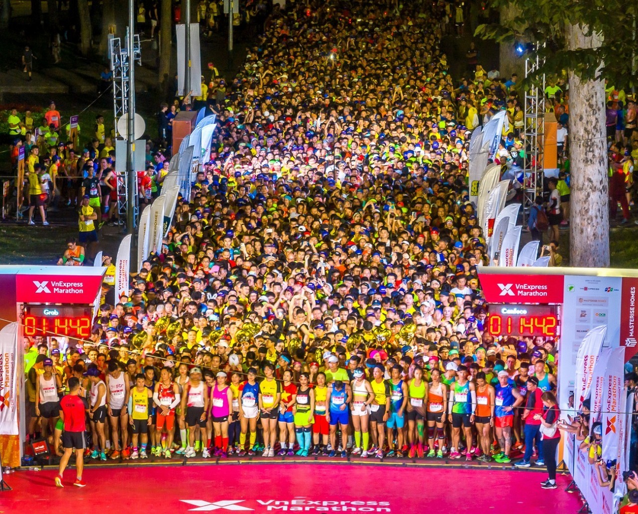 Ưu đãi đến 30% khi mua bib VPBank VnExpress Marathon Ho Chi Minh City Midnight 2024 trên VPBank NEO