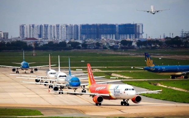 Airlines, railways increase seats amid rising travel demand during Tet