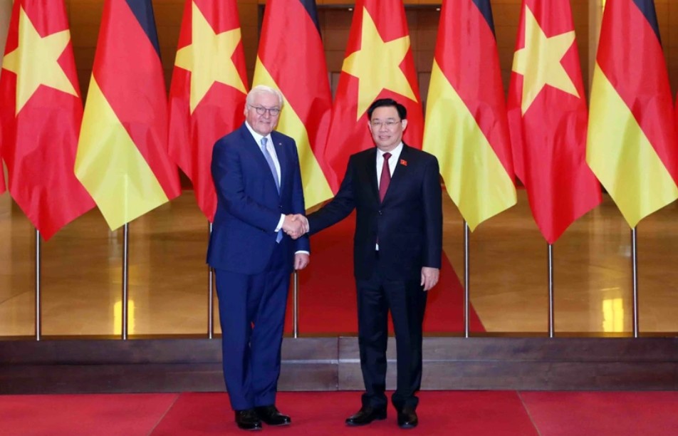 Chủ tịch Quốc hội Vương Đình Huệ hội kiến Tổng thống CHLB Đức