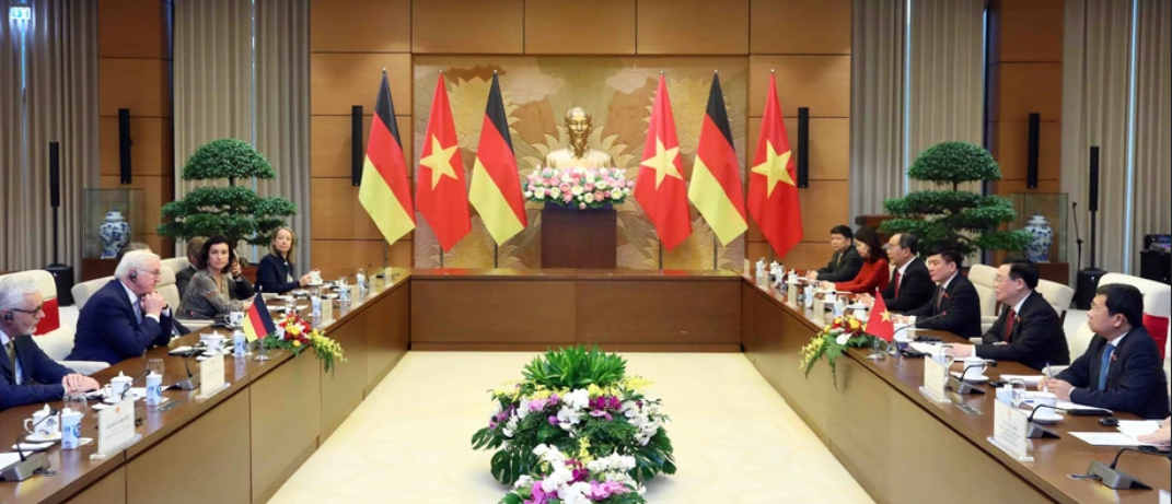 Chủ tịch Quốc hội Vương Đình Huệ hội kiến Tổng thống CHLB Đức