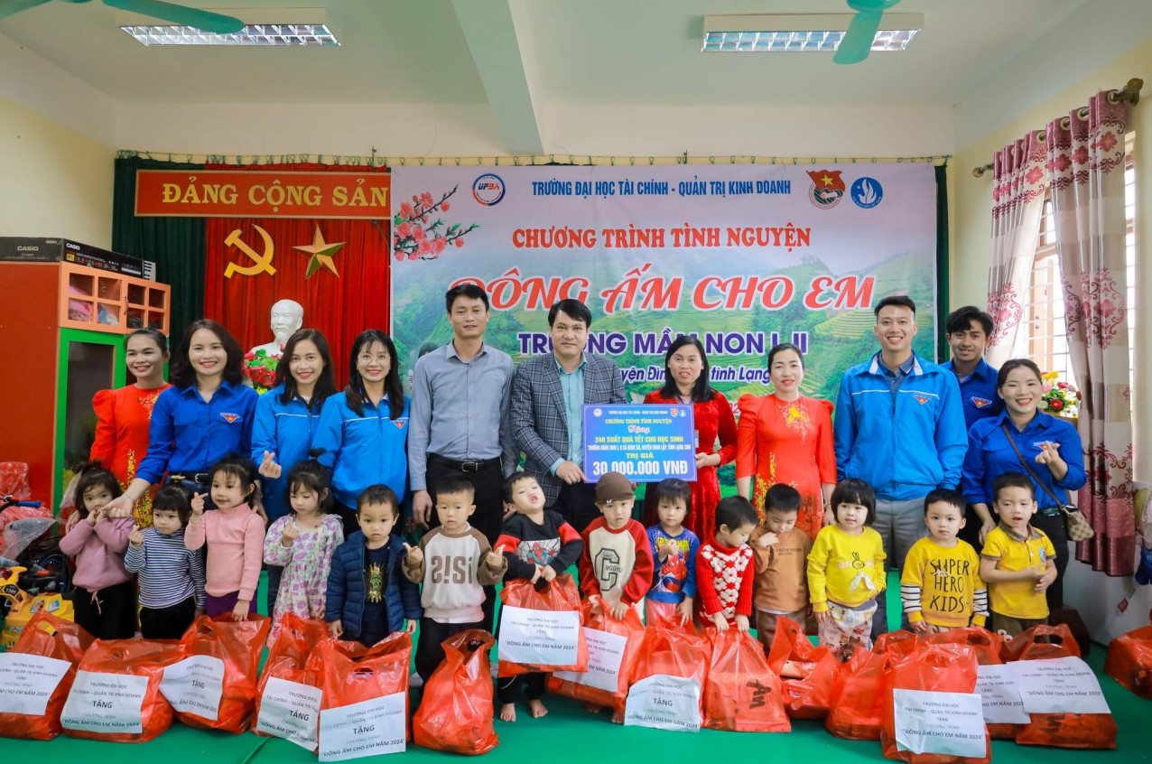 UFBA mang xuân ấm áp đến với trẻ em ở Lạng Sơn
