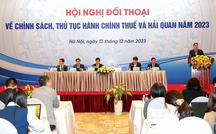 Bộ Tài chính luôn đồng hành, sát cánh cùng cộng đồng doanh nghiệp