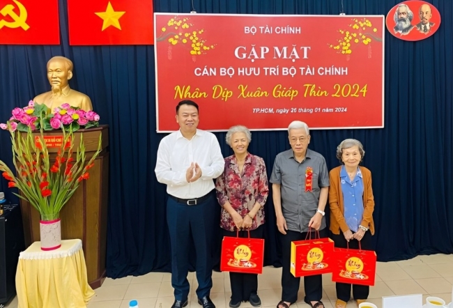 Bộ Tài chính gặp mặt, tri ân cán bộ hưu trí khu vực phía Nam