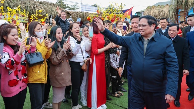 Thủ tướng Phạm Minh Chính: Rà soát để không ai không có Tết, không ai bị bỏ lại phía sau