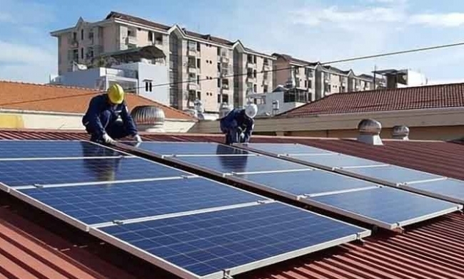 VCCI đề nghị thống nhất thủ tục lắp điện mặt trời mái nhà