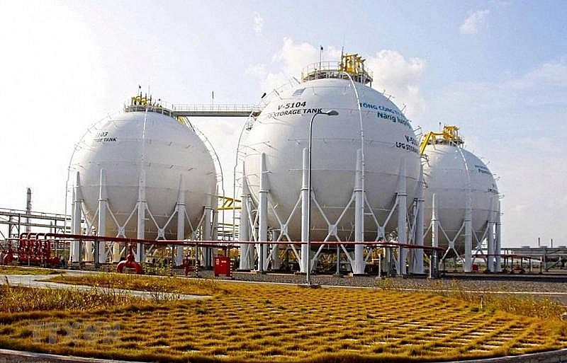 Năm 2024: Ưu tiên phát triển điện khí-LNG năng lượng xanh, bền vững