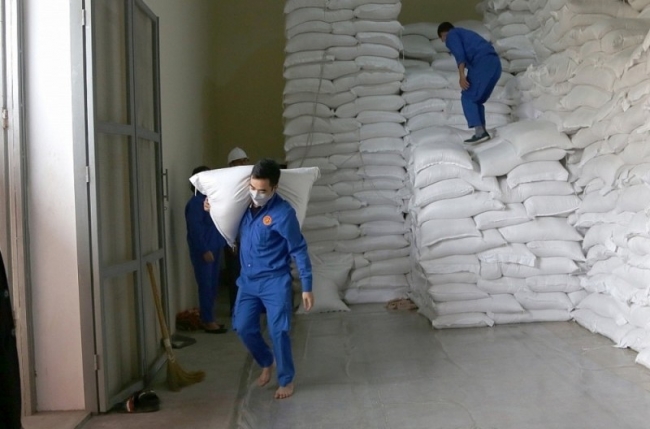 Xuất cấp hơn 7 nghìn tấn gạo dự trữ quốc gia cho 9 địa phương dịp Tết Nguyên đán và giáp hạt