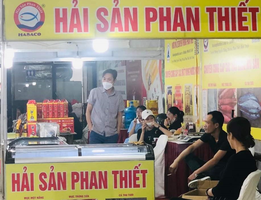 Đa dạng đặc sản vùng miền phục vụ người dân Thủ đô ngày tết Đa dạng đặc sản vùng miền phục vụ người dân Thủ đô ngày tết