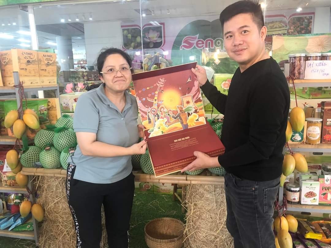 Đa dạng đặc sản vùng miền phục vụ người dân Thủ đô ngày tết Đa dạng đặc sản vùng miền phục vụ người dân Thủ đô ngày tết