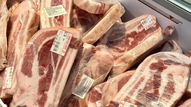 Thịt lợn nhập khẩu tăng khiến ngành chăn nuôi gặp khó