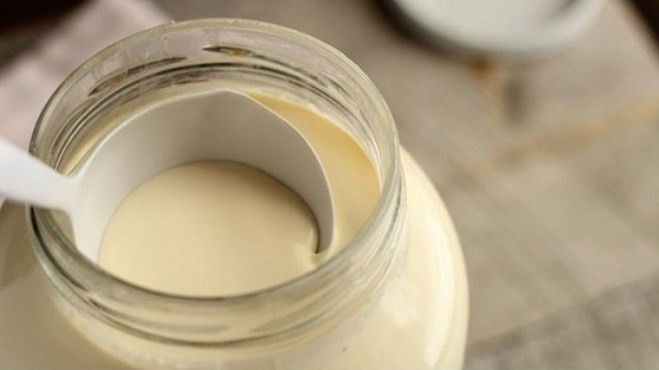 Bộ Y tế cảnh báo 3 loại váng sữa nhập khẩu có thể chứa mảnh nhựa