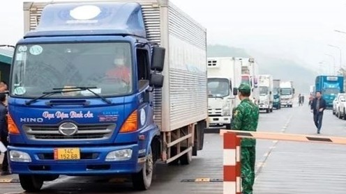 All northern border gates resume customs clearance after Tet