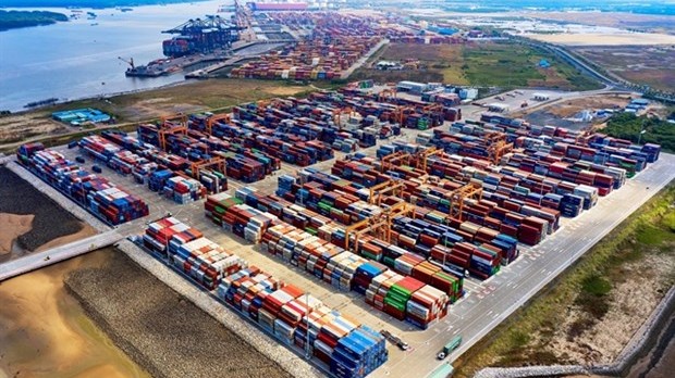 Nearly 112 million tonnes of cargo handled at Vietnamese seaports