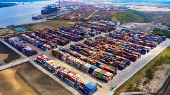 Nearly 112 million tonnes of cargo handled at Vietnamese seaports