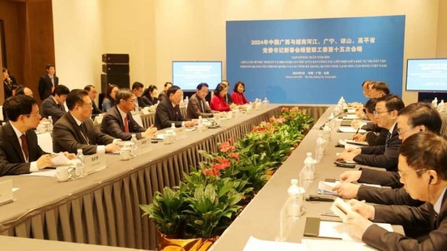 Thúc đẩy quan hệ hợp tác giữa các tỉnh biên giới Quảng Ninh (Việt Nam) và Quảng Tây (Trung Quốc)