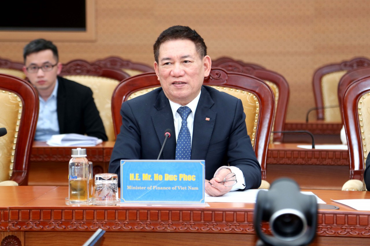 Bộ trưởng Hồ Đức Phớc tiếp lãnh đạo Tập đoàn Samsung