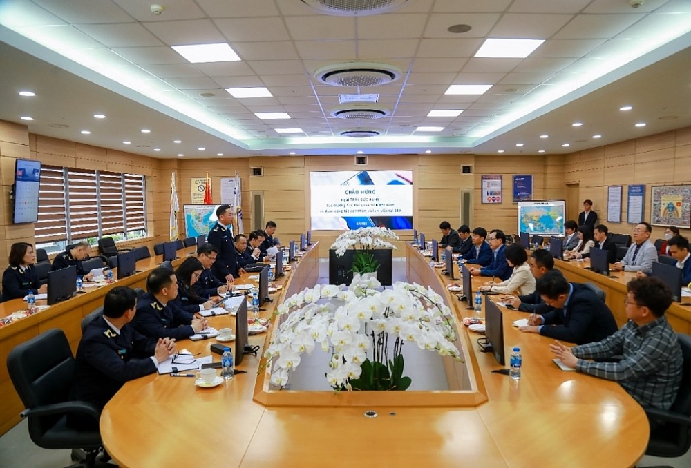 Đoàn công tác của Cục Hải quan Bắc Ninh làm việc với Tập đoàn Samsung tại Việt Nam