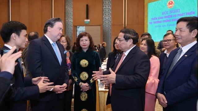 Thủ tướng Chính phủ Phạm Minh Chính: Quyết tâm nâng hạng thị trường chứng khoán từ cận biên lên mới nổi