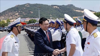 Chủ tịch Quốc hội động thổ khởi công dự án giao thông và thăm một số đơn vị của tỉnh Khánh Hòa