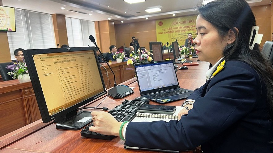 Hà Nội đối thoại, hỗ trợ trực tuyến doanh nghiệp quyết toán thuế năm 2023