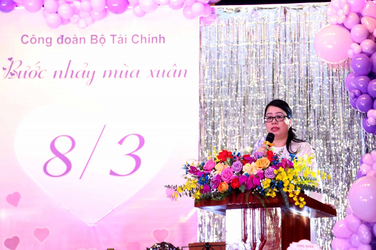 Công đoàn Bộ Tài chính kỷ niệm chào mừng Ngày Quốc tế phụ nữ 8-3