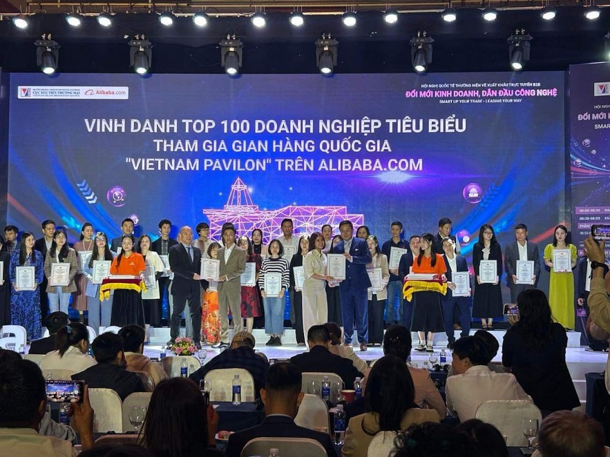 Công bố 100 doanh nghiệp Tiêu biểu tham gia Gian hàng Quốc gia Việt Nam