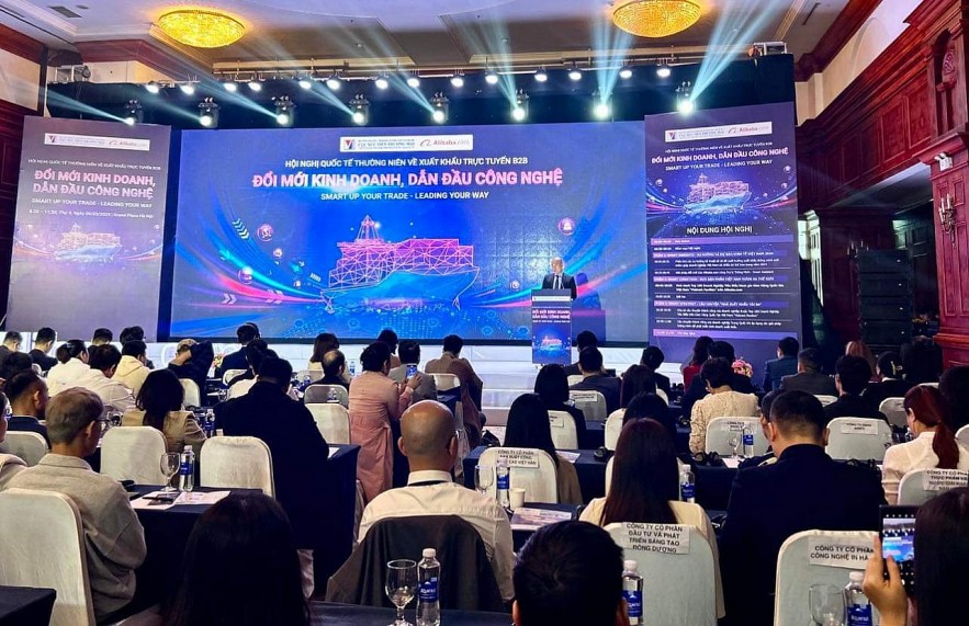 Công bố 100 doanh nghiệp Tiêu biểu tham gia Gian hàng Quốc gia Việt Nam