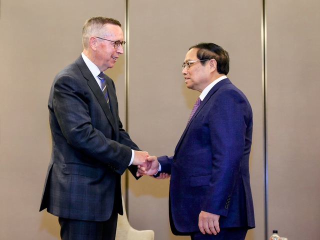 Chủ tịch Ngân hàng Trung ương New Zealand đánh giá cao Việt Nam giảm lãi suất và ưu tiên tăng trưởng sớm hơn nhiều nước- Ảnh 1.