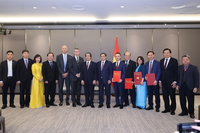 Chủ tịch Ngân hàng Trung ương New Zealand đánh giá cao Việt Nam giảm lãi suất và ưu tiên tăng trưởng sớm hơn nhiều nước- Ảnh 5.