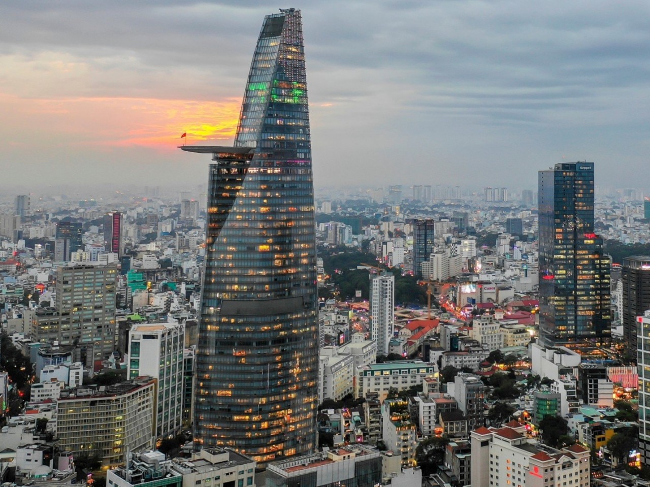 TP. Hồ Chí Minh: Giá thuê bán lẻ trung tâm giảm nhẹ, ngoại ô tăng trưởng trong quý III/2025