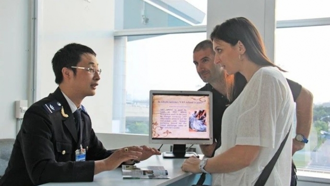 Tìm ngân hàng làm đại lý hoàn thuế giá trị gia tăng tại sân bay Đà Nẵng