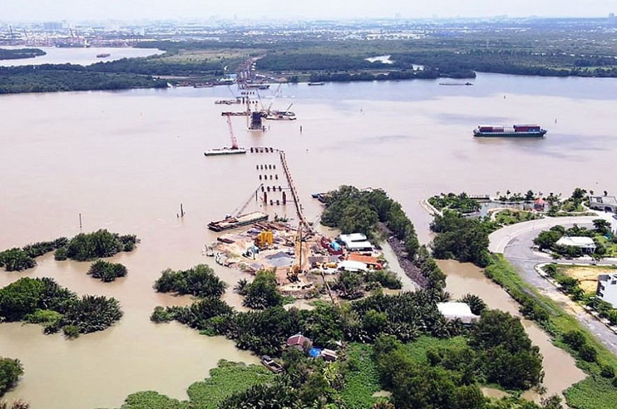Điểm cuối tuyến của đường Vành đai 3 - TP. Hồ Chí Minh đoạn qua Đồng Nai sẽ khớp nối với cầu Nhơn Trạch thuộc xã Long Tân, huyện Nhơn Trạch. Cầu hiện đang được thi công và dự kiến hoàn thành vào tháng 9/2025