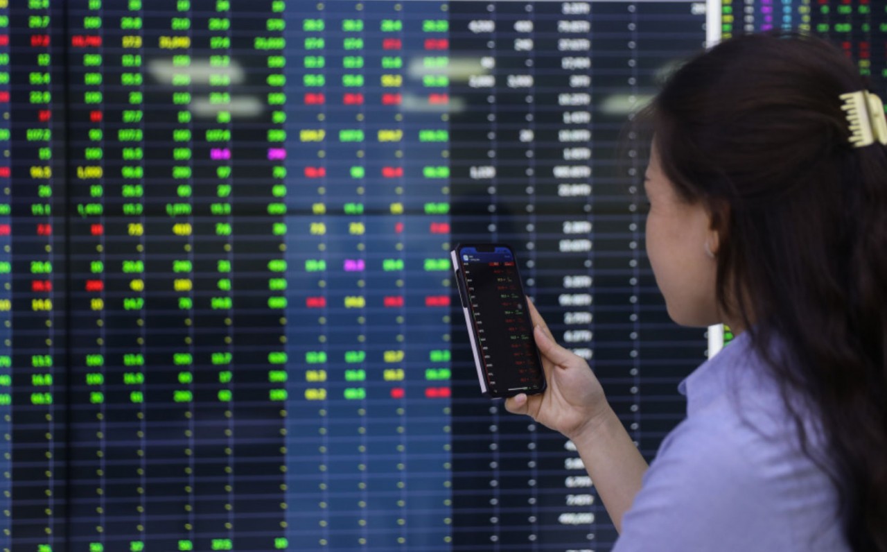 Chứng khoán hôm nay (20/3): Thị trường tích cực trở lại, chỉ số VN-Index bật tăng mạnh dần về cuối phiên