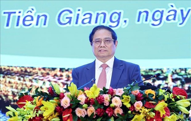 PM urges Tien Giang to become industrial and service-oriented province hinh anh 1