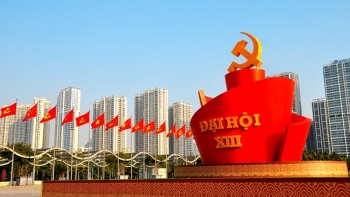 Ngăn chặn suy thoái về đạo đức, lối sống