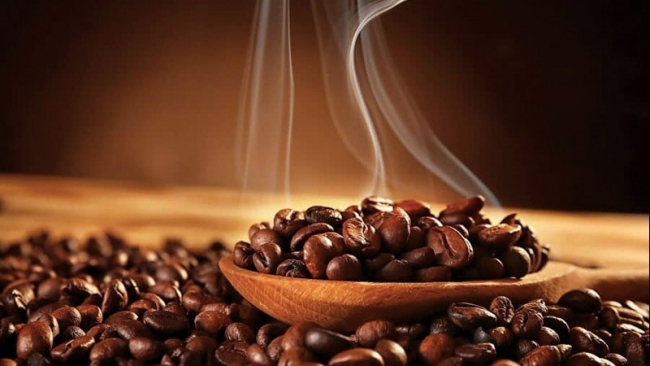 Ngày 30/3: Giá hồ tiêu, cà phê đồng loạt giảm, cao su kỳ hạn tăng trên sàn giao dịch
